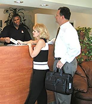 Intown Suites Extended Stay Charlotte Nc -East Independence Екстер'єр фото